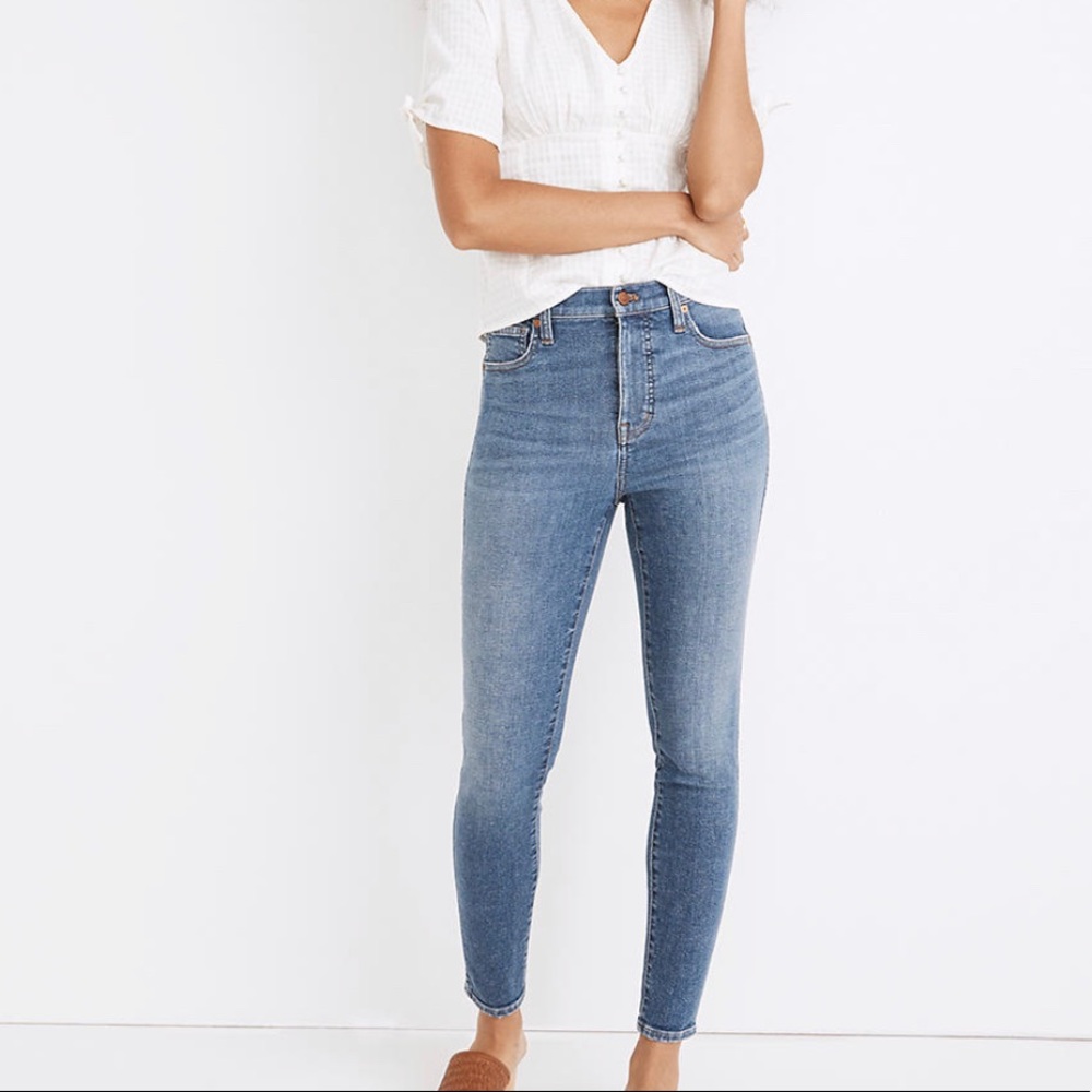 10" High-Rise Skinny Crop Jeans in Bradfield Wash